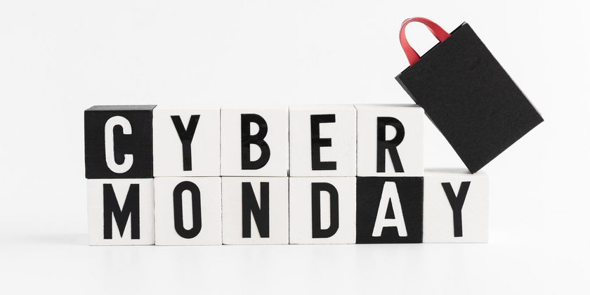 Cyber monday slevy v eshopech fotodarecky