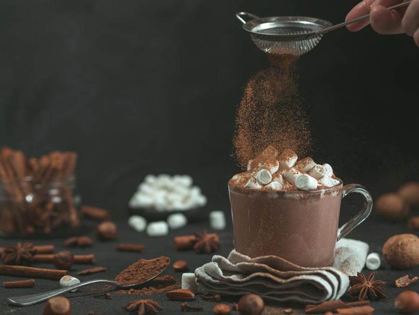 Horká tmavá čokoláda s marshmallow
