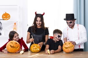 Rodinná párty na Halloween – zábava, jakou jste ještě nezažili. Máte už svoje strašidelné tričko?